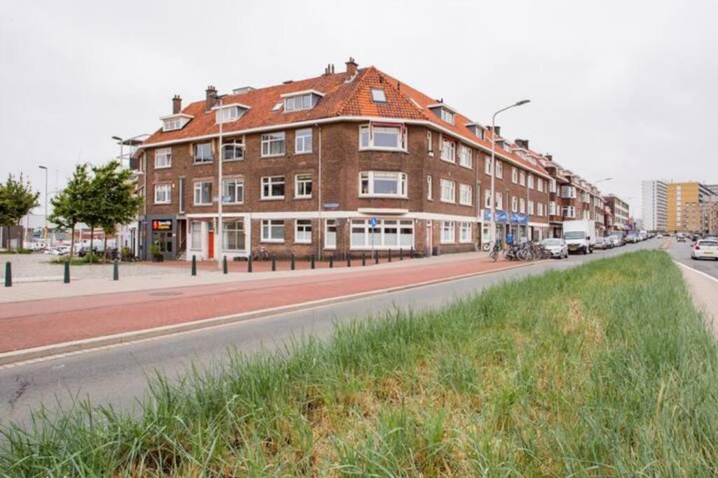 Luxury Apartment Within 30 Meters Of The Harbour Scheveningen Den Haag Bagian luar foto